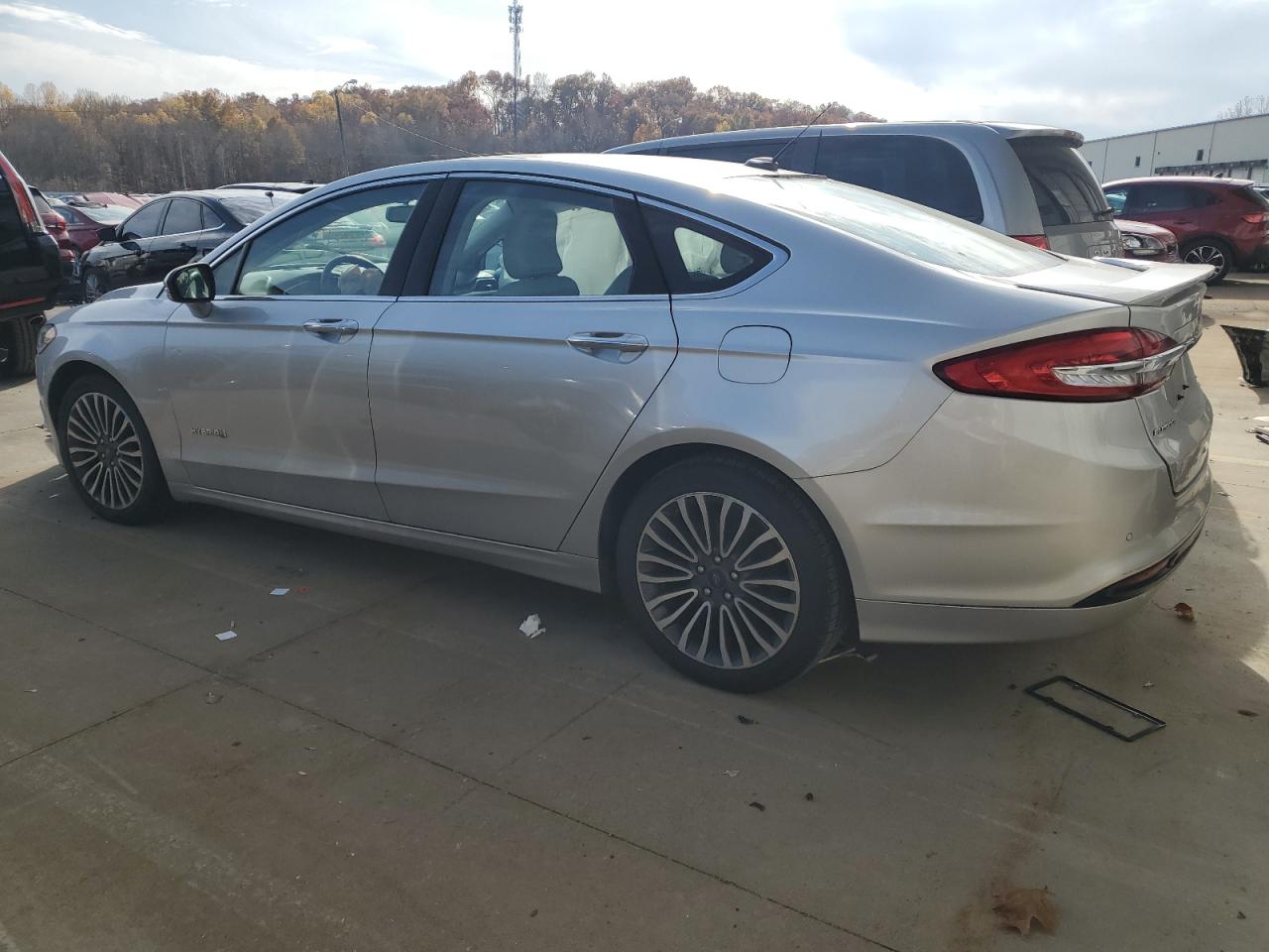 Изображение 2 2018 FORD FUSION TITANIUM/PLATINUM HEV 2018 с VIN 3FA6P0RU3JR247287