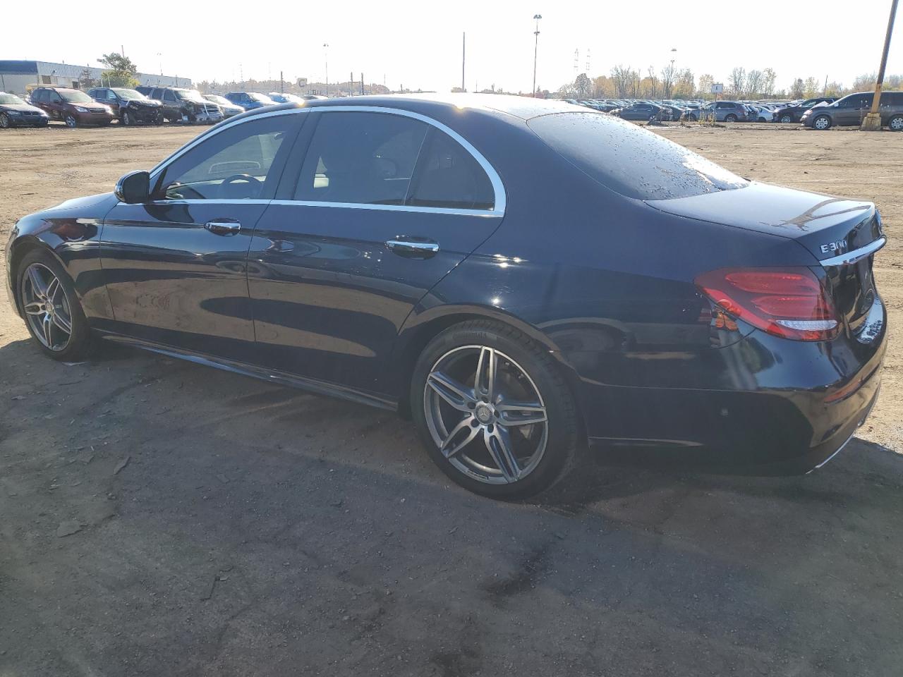 Изображение 2 2017 MERCEDES-BENZ E 300 4MATIC 2017 с VIN WDDZF4KB2HA194408