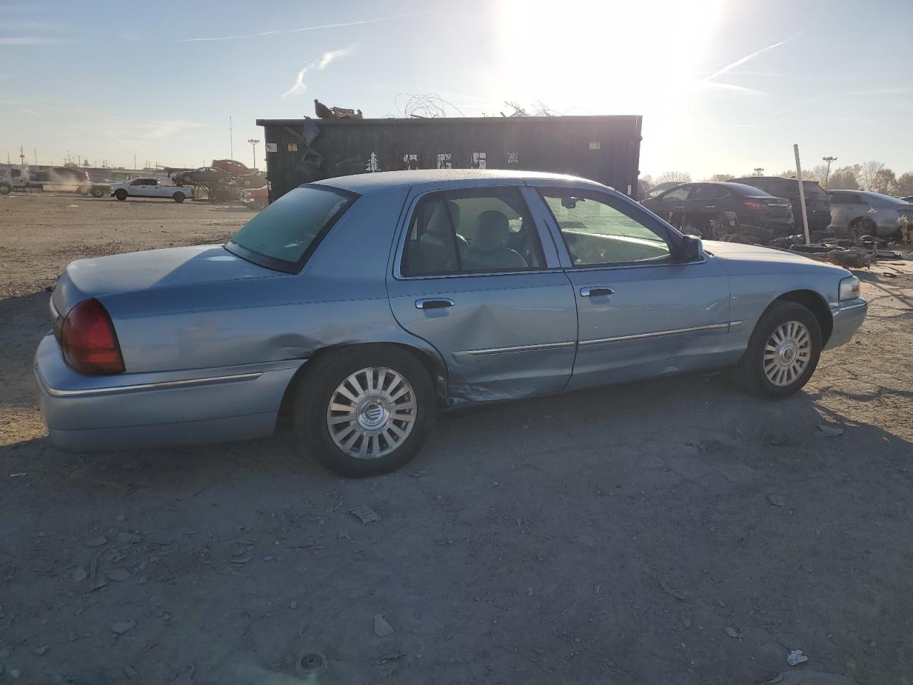 Image 3 of 2006 MERCURY GRAND MARQUIS LS 2006 with VIN 2MEFM75V76X640372