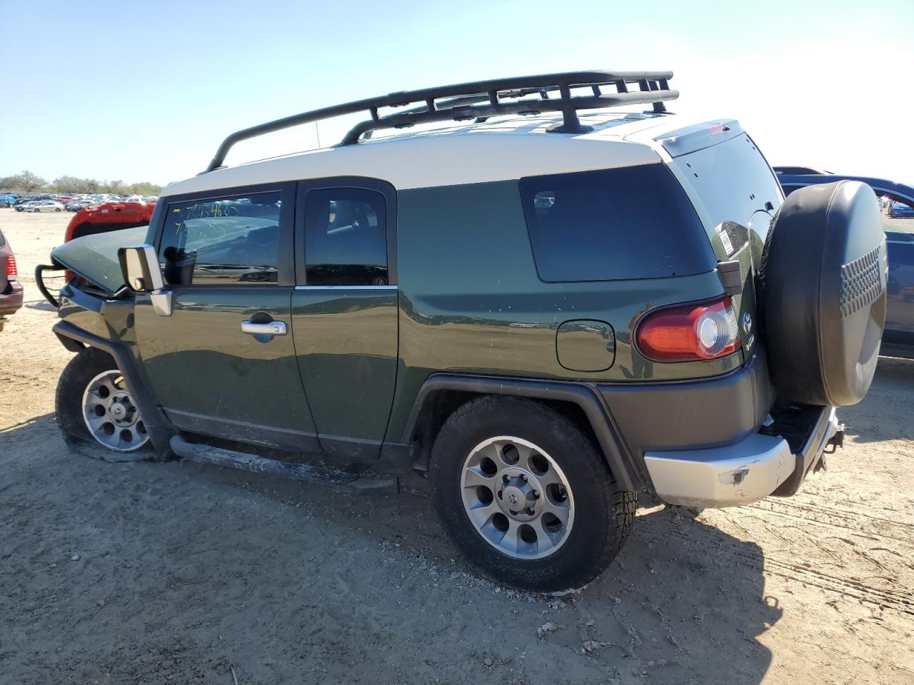 Image 2 of 2012 TOYOTA FJ CRUISER  2012 with VIN JTEBU4BF2CK148595