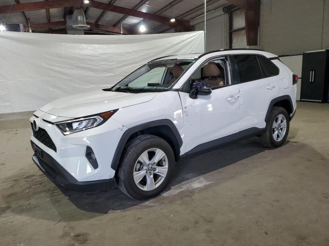 2021 TOYOTA RAV4 XLE 2021 image