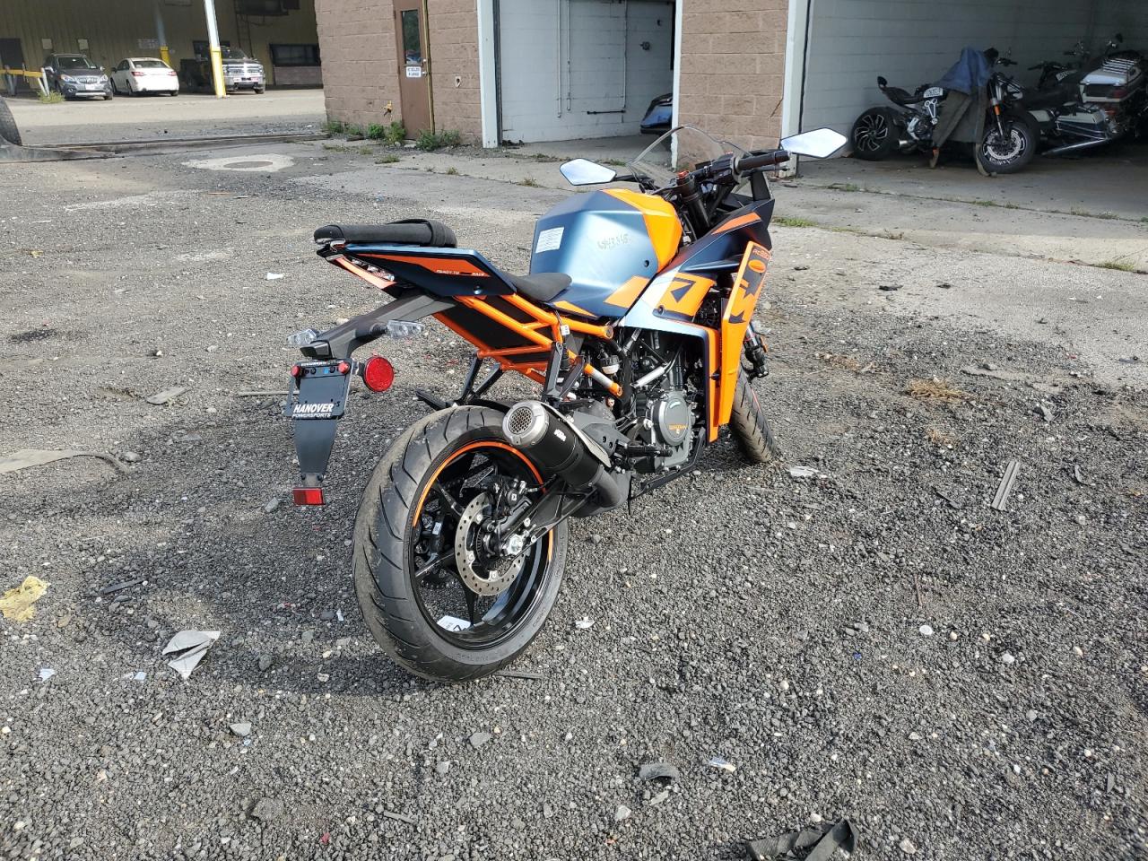 Image 3 of 2023 KTM 390 RC 2023 with VIN MD2JYJ405PC226437