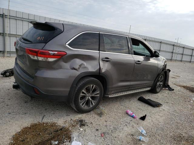 Obraz 3 z 2018 TOYOTA HIGHLANDER LE 2018 z VIN 5TDZARFH9JS039383