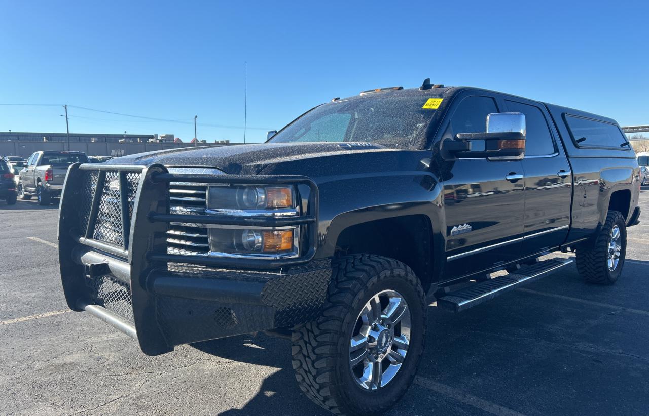 Изображение 2 2015 CHEVROLET SILVERADO K2500 HIGH COUNTRY 2015 с VIN 1GC1KXE87FF642503