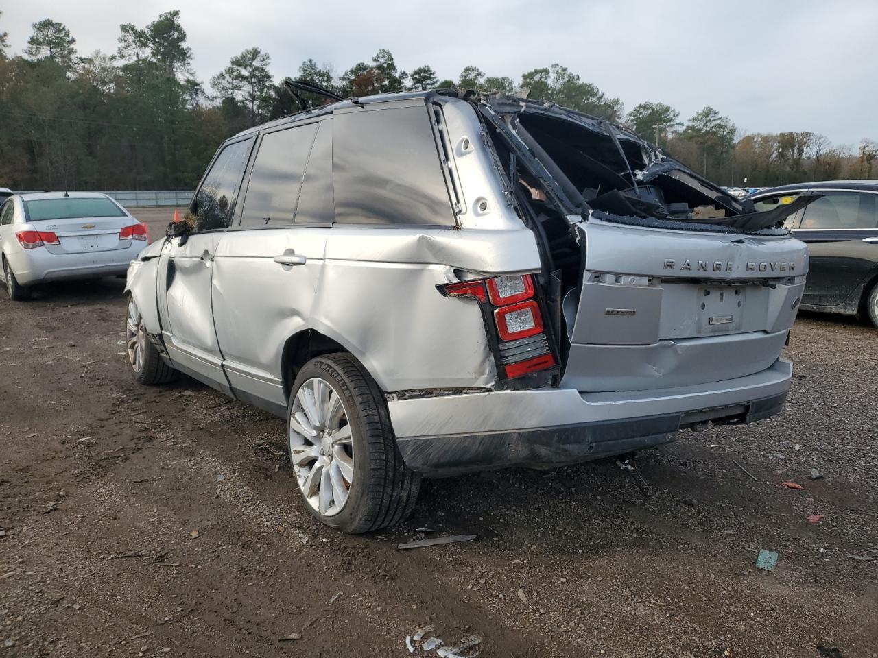 Image 2 of 2016 LAND ROVER RANGE ROVER SUPERCHARGED 2016 with VIN SALGS2EF1GA297522