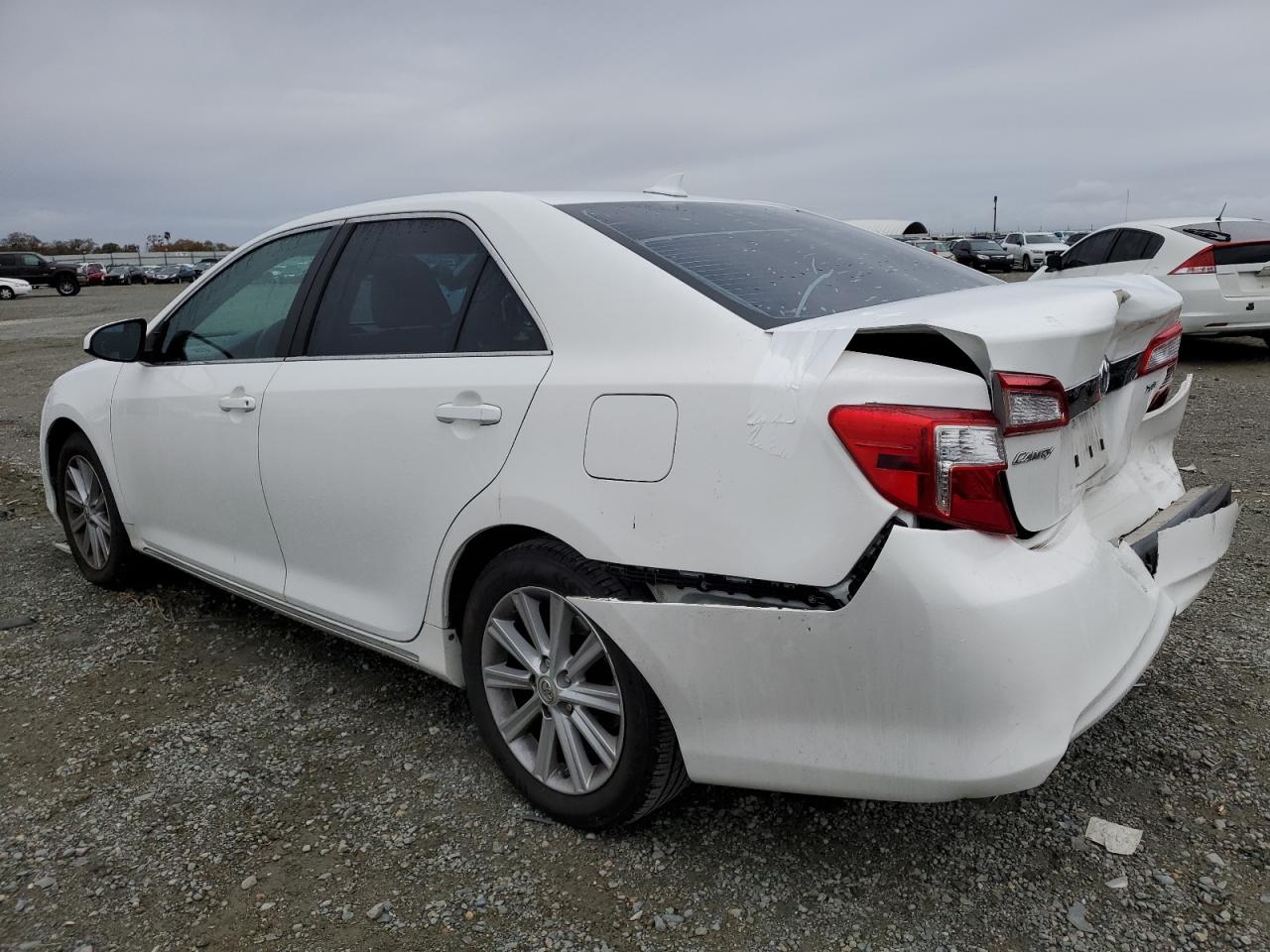 Obraz 2 z 2012 TOYOTA CAMRY SE 2012 z VIN 4T1BK1FK8CU505763