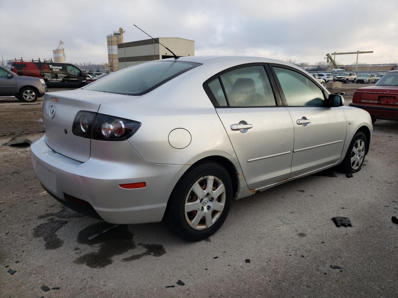 Obraz 3 z 2008 MAZDA 3 I 2008 z VIN JM1BK32F681863459