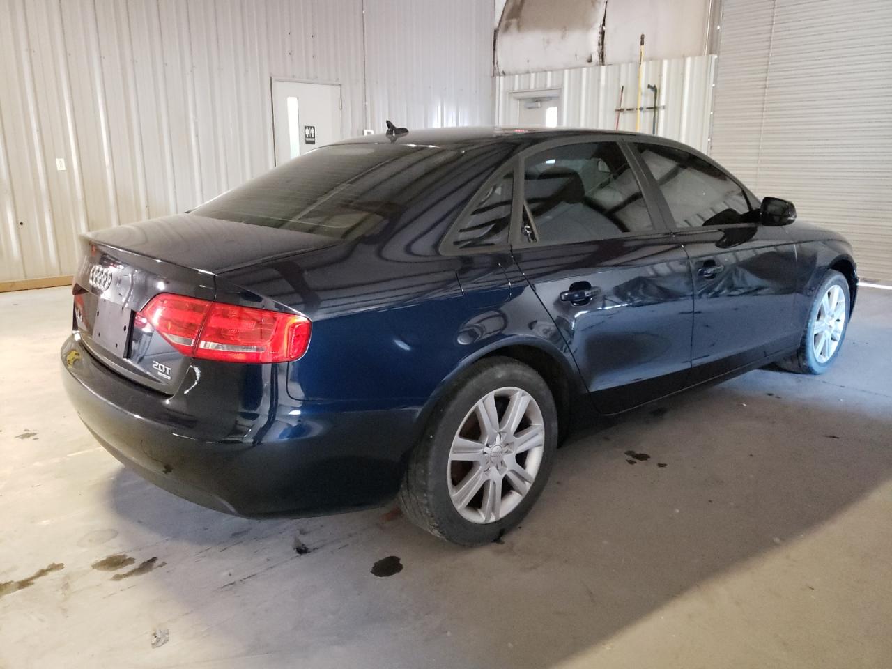 Изображение 3 2010 AUDI A4 PREMIUM 2010 с VIN WAUBFAFL9AN033241