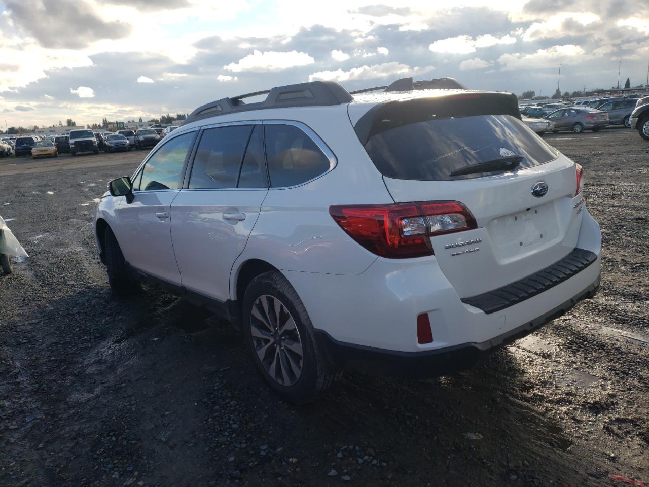 Изображение 2 2017 SUBARU OUTBACK 3.6R LIMITED 2017 с VIN 4S4BSENC7H3321607