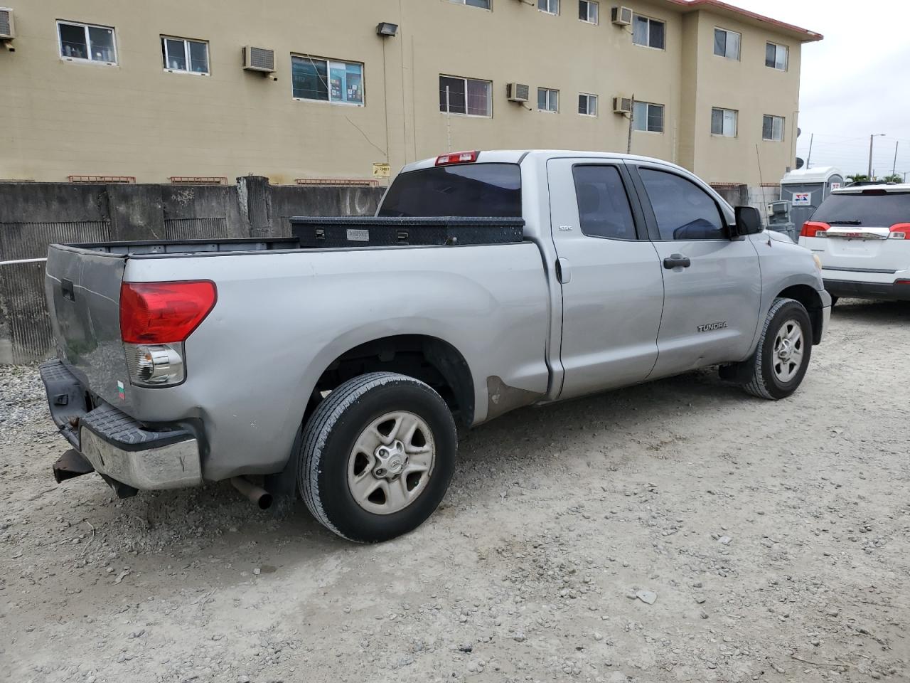Image 3 of 2007 TOYOTA TUNDRA DOUBLE CAB SR5 2007 with VIN 5TBRU54167S449856