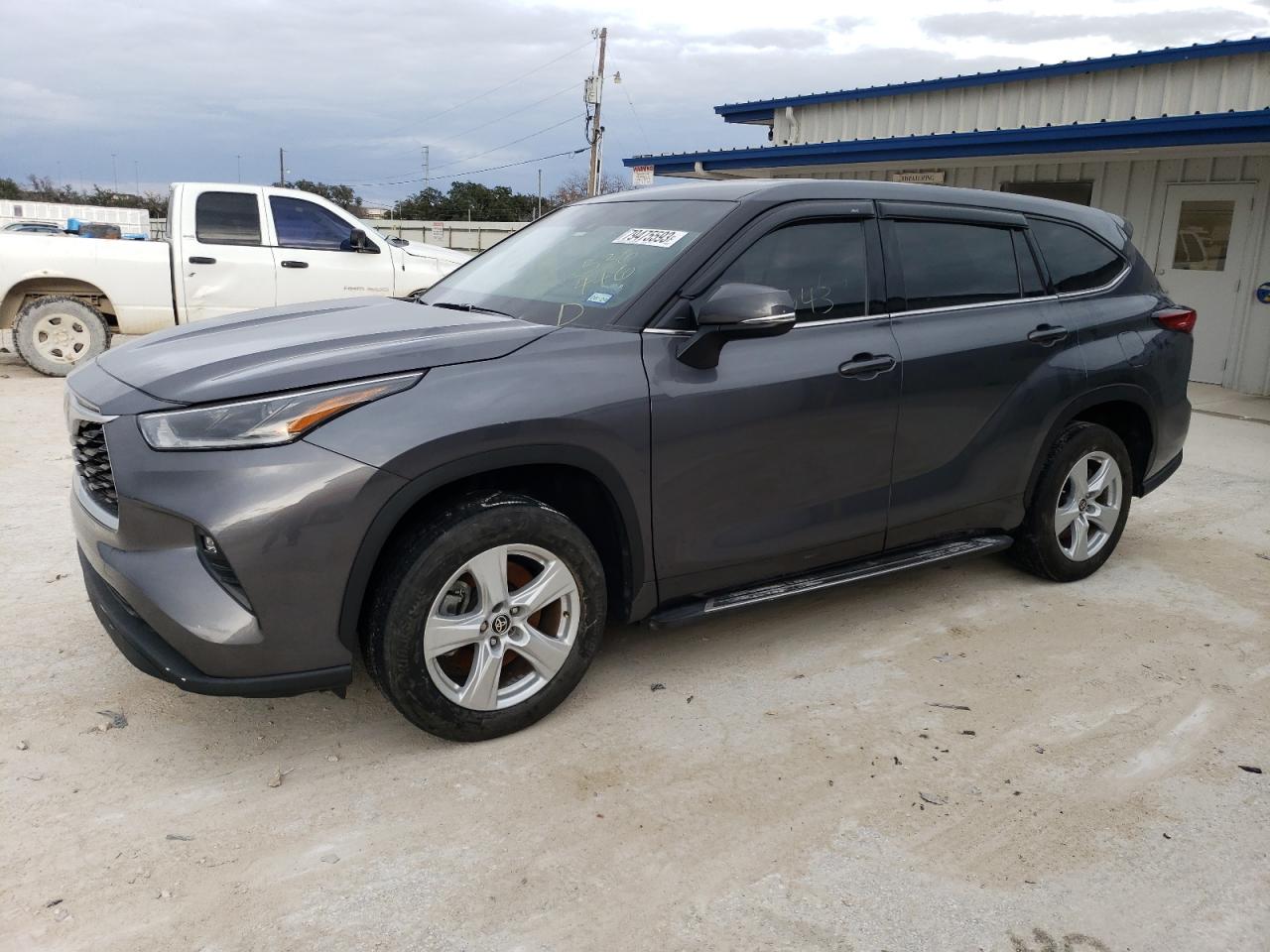 Изображение 1 2021 TOYOTA HIGHLANDER L 2021 с VIN 5TDZZRAHXMS536446