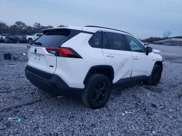 Image 3 of 2022 TOYOTA RAV4 XLE 2022 with VIN 2T3W1RFV2NC183405