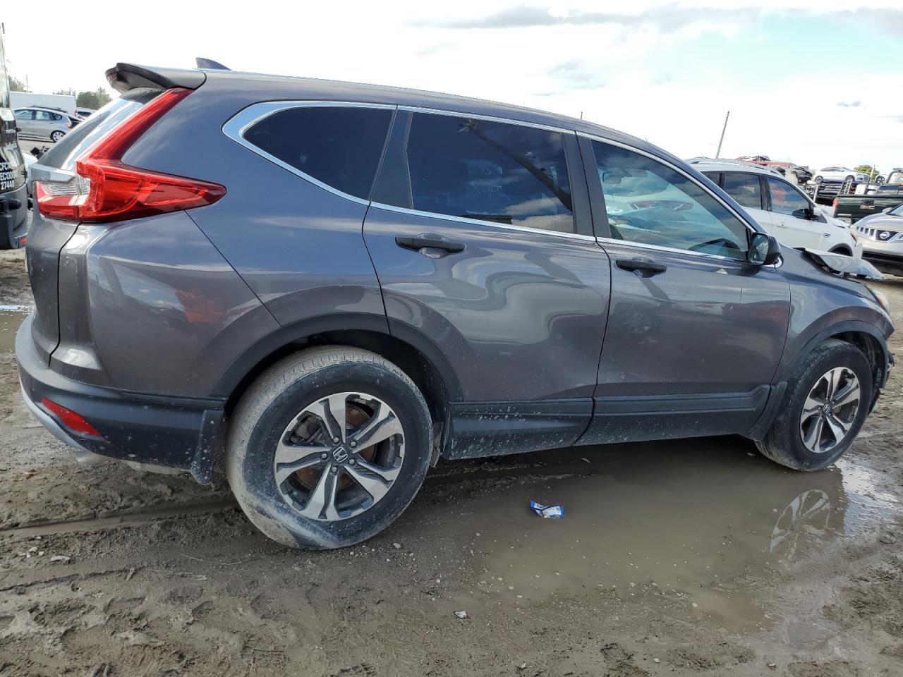 Image 3 of 2019 HONDA CR-V LX 2019 with VIN 2HKRW5H39KH402302