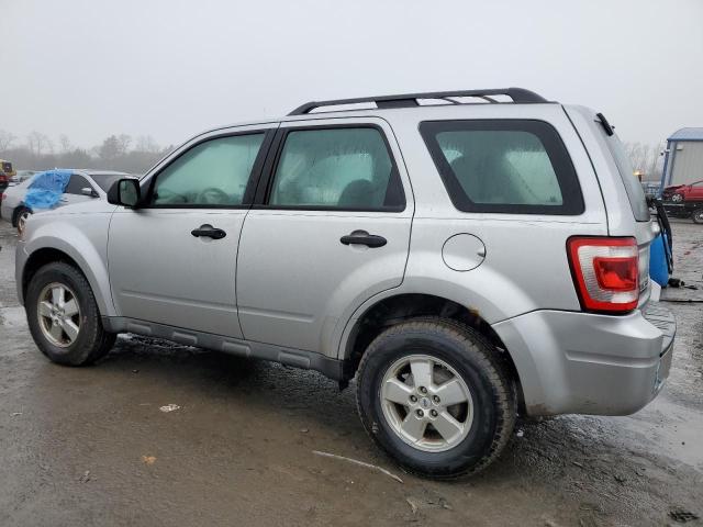 Obraz 2 z 2010 FORD ESCAPE XLS 2010 z VIN 1FMCU0C70AKB07416