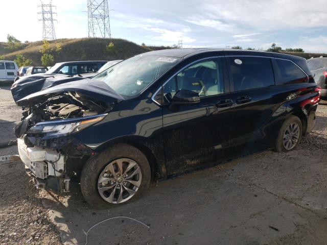 Image 1 of 2021 TOYOTA SIENNA LE 2021 with VIN 5TDKRKEC7MS047221