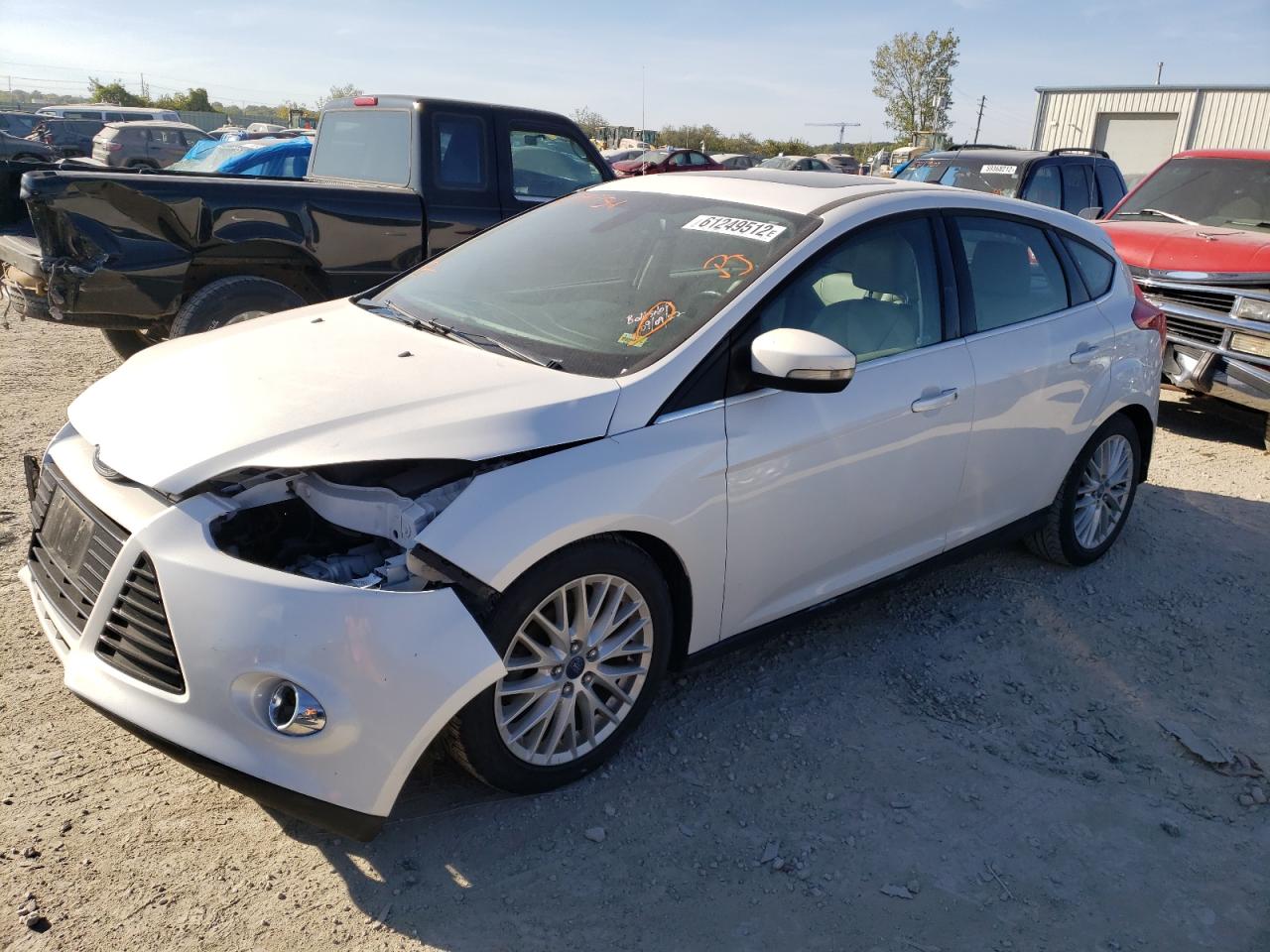 Image 2 of 2012 FORD FOCUS SEL 2012 with VIN 1FAHP3M20CL329754