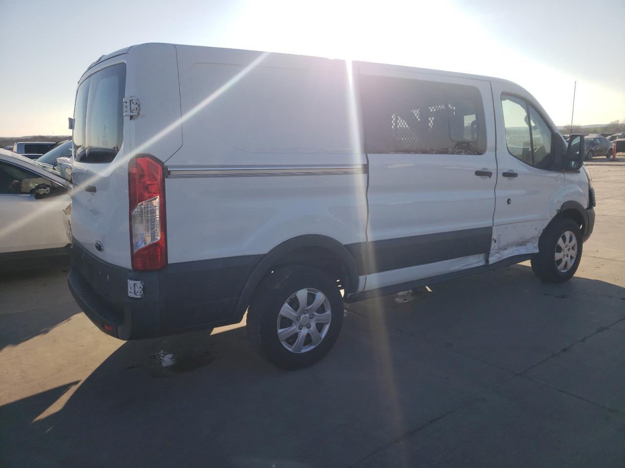 Изображение 3 2018 FORD TRANSIT T-250 2018 с VIN 1FTYR1YMXJKA53896