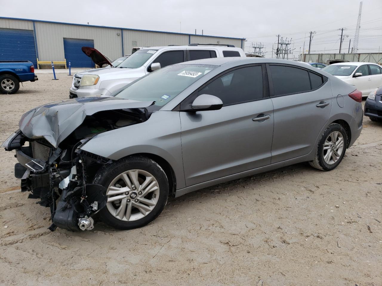 Изображение 1 2019 HYUNDAI ELANTRA SEL 2019 с VIN KMHD84LF9KU743510