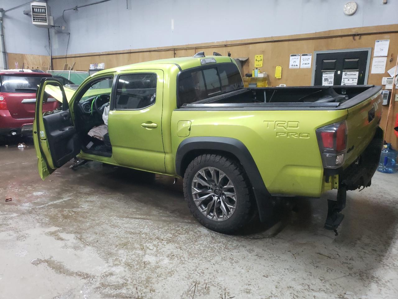 Obraz 2 z 2022 TOYOTA TACOMA DOUBLE CAB 2022 z VIN 3TYCZ5AN5NT101733