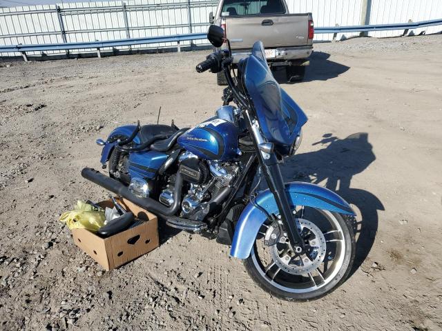Image 1 of 2017 HARLEY-DAVIDSON FLHXS STREET GLIDE SPECIAL 2017 with VIN 1HD1KRC36HB611612