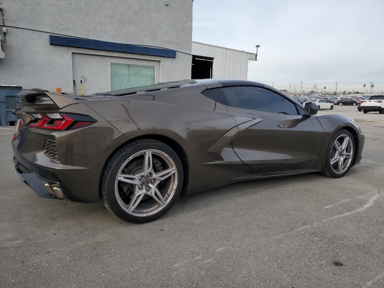 Изображение 3 2021 CHEVROLET CORVETTE STINGRAY 3LT 2021 с VIN 1G1YC2D48M5100884