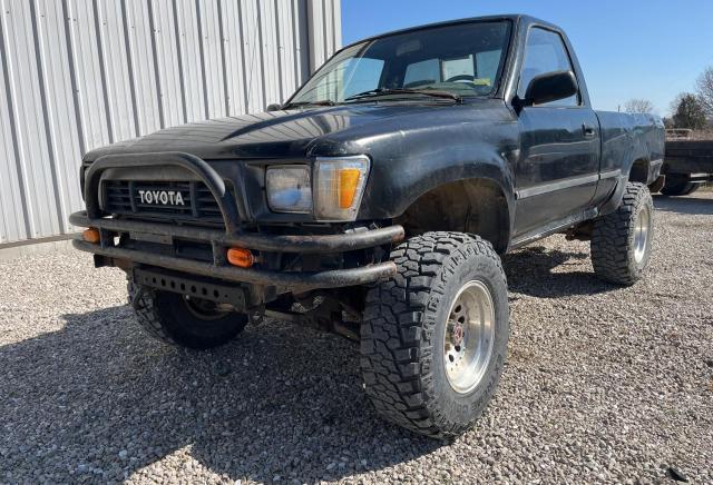 Image 2 of 1991 TOYOTA PICKUP 1/2 TON SHORT WHEELBASE DLX 1991 with VIN JT4RN01PXM0024316