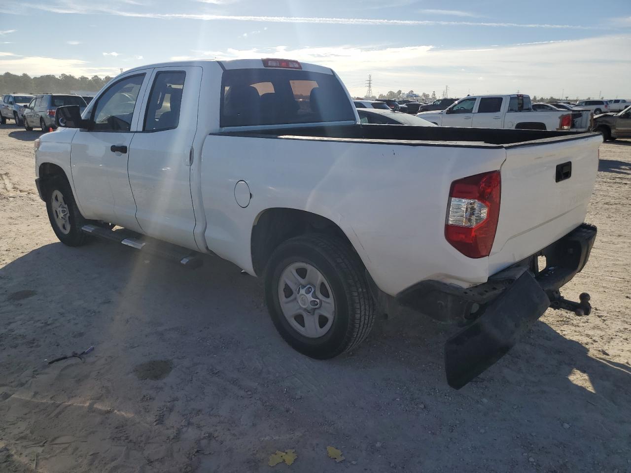 Изображение 2 2014 TOYOTA TUNDRA DOUBLE CAB SR/SR5 2014 с VIN 5TFRM5F10EX078804