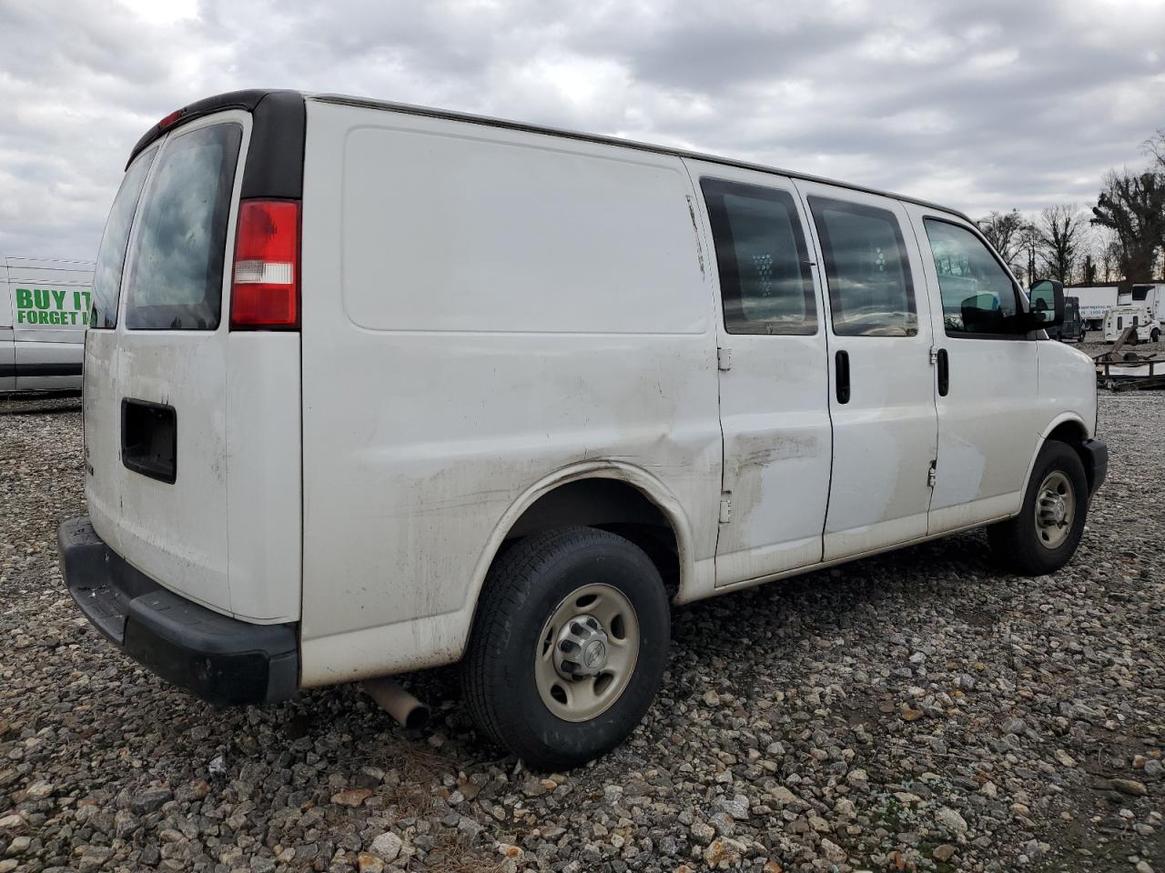 Obraz 3 z 2017 CHEVROLET EXPRESS G2500  2017 z VIN 1GCWGAFF8H1131108