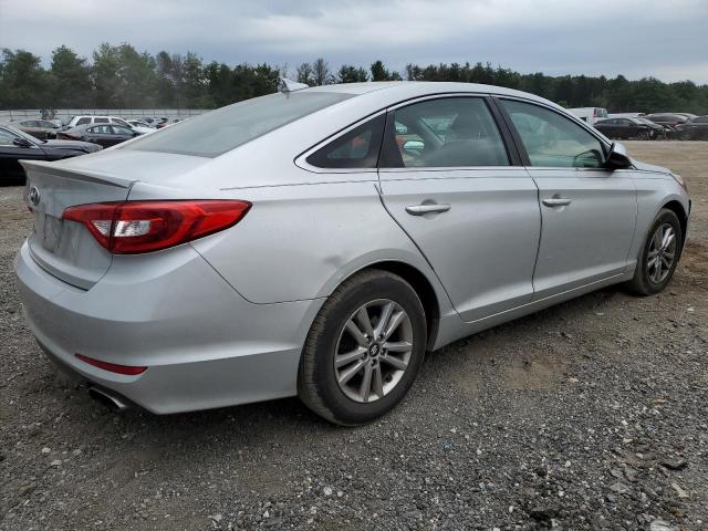 Obraz 3 z 2016 HYUNDAI SONATA SE 2016 z VIN 5NPE24AFXGH305688