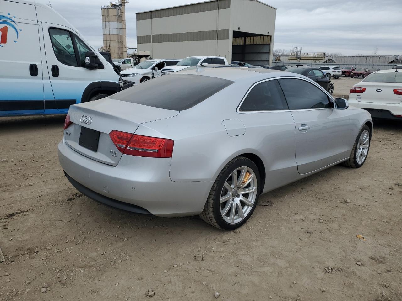 Изображение 3 2011 AUDI A5 PREMIUM PLUS 2011 с VIN WAULFAFR1BA071788