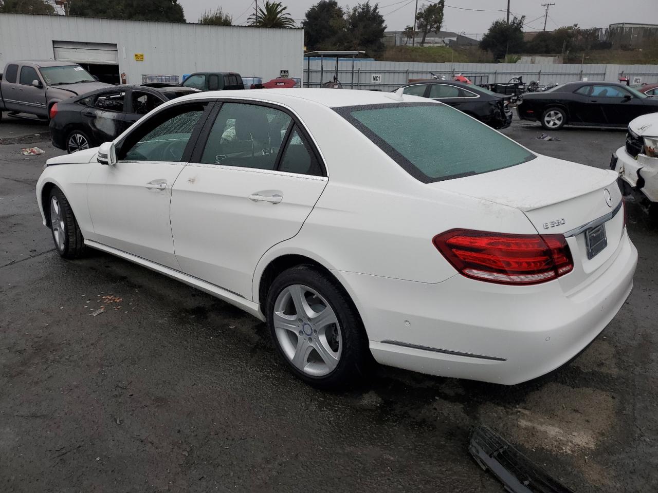 Image 2 of 2015 MERCEDES-BENZ E 350 2015 with VIN WDDHF5KB1FB088265