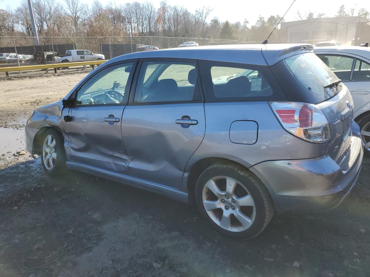 Image 2 of 2005 TOYOTA COROLLA MATRIX XR 2005 with VIN 2T1KR32E55C351055