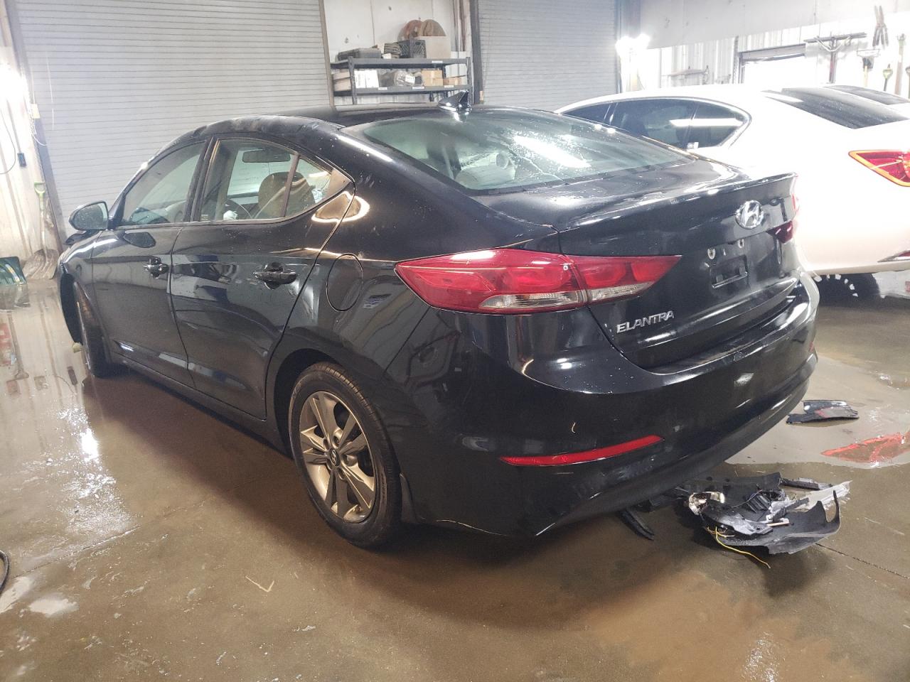 Obraz 2 z 2018 HYUNDAI ELANTRA SEL 2018 z VIN 5NPD84LF3JH377301
