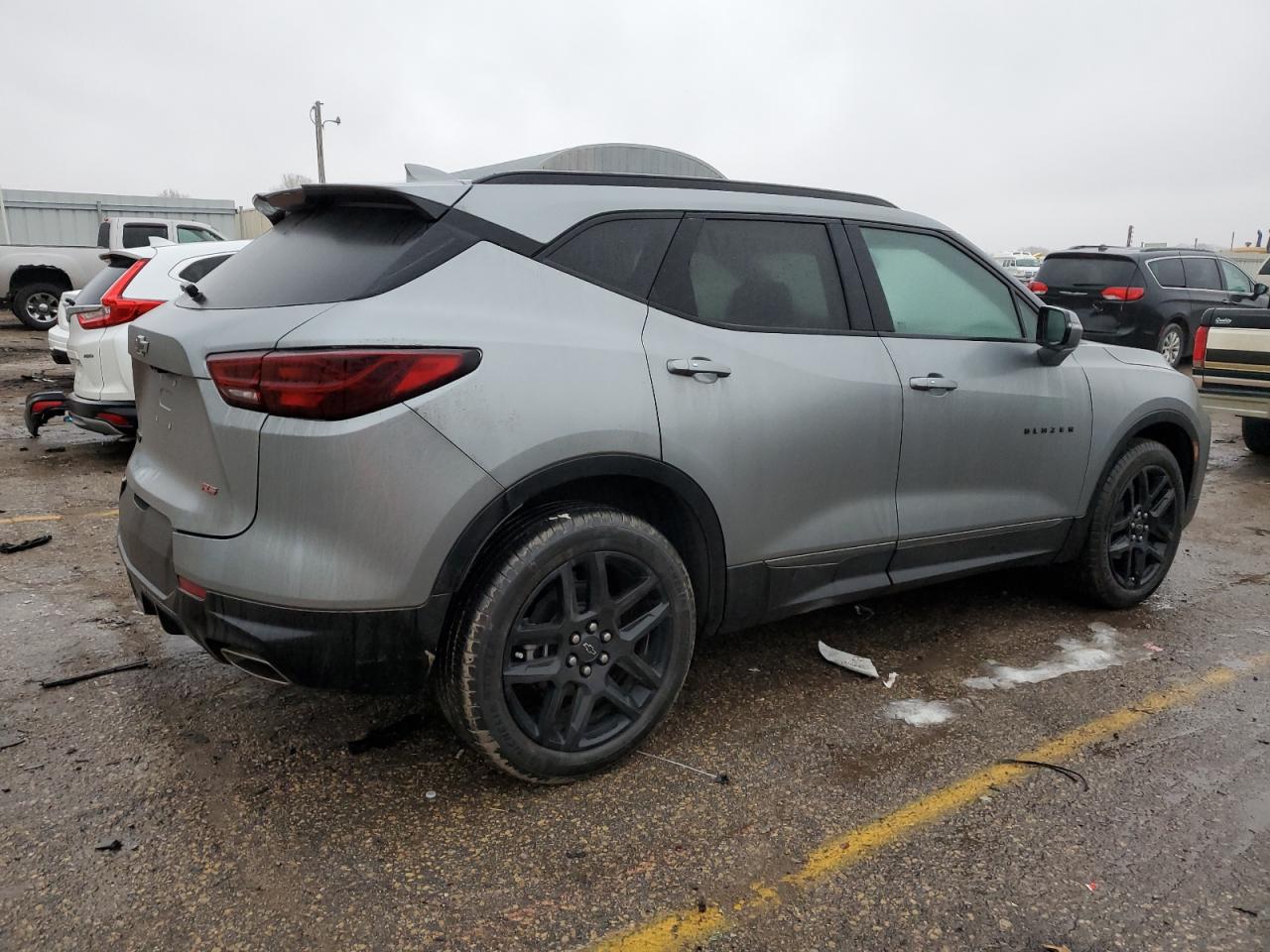 Obraz 3 z 2024 CHEVROLET BLAZER RS 2024 z VIN 3GNKBERS5RS122709