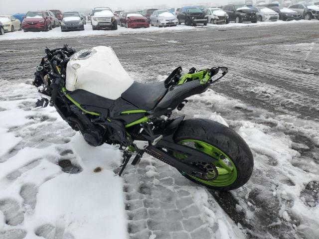Image 3 of 2021 KAWASAKI ZR900 F 2021 with VIN ML5ZRDF14MDA48634