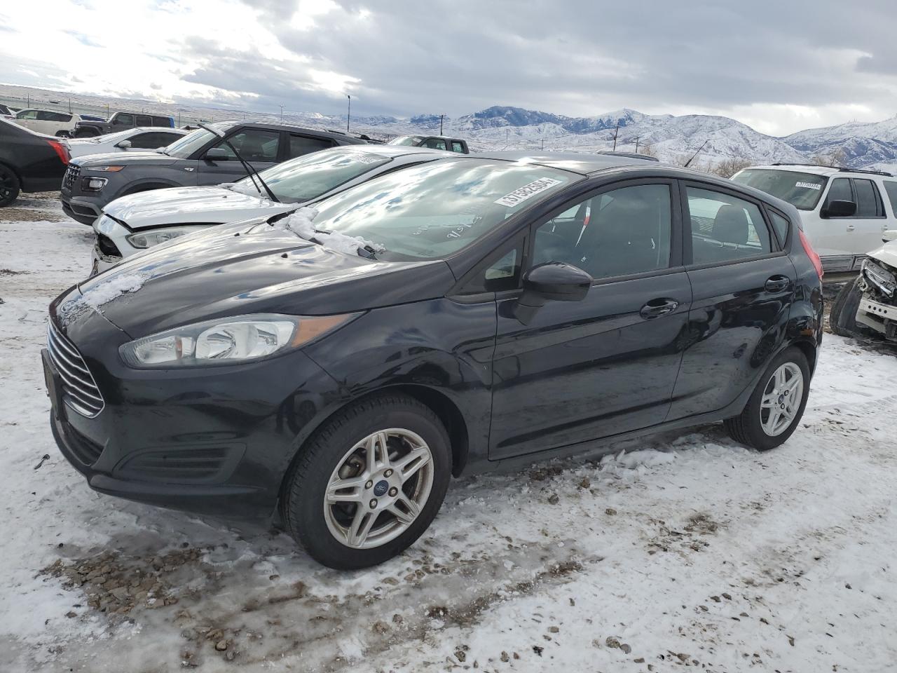 Image 1 of 2019 FORD FIESTA SE 2019 with VIN 3FADP4EJ1KM118621