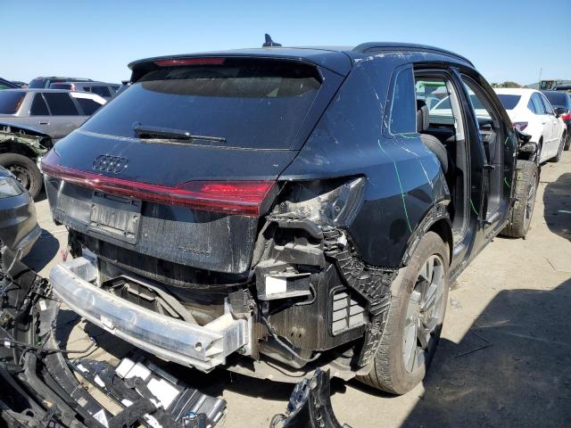 Изображение 3 2022 AUDI E-TRON PREMIUM 2022 с VIN WA1AAAGE8NB027073