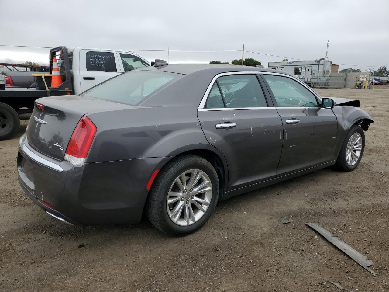 Изображение 3 2016 CHRYSLER 300C  2016 с VIN 2C3CCAEG6GH207146