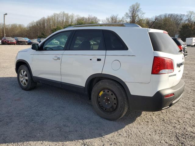 Image 2 of 2013 KIA SORENTO LX 2013 with VIN 5XYKT3A68DG354952