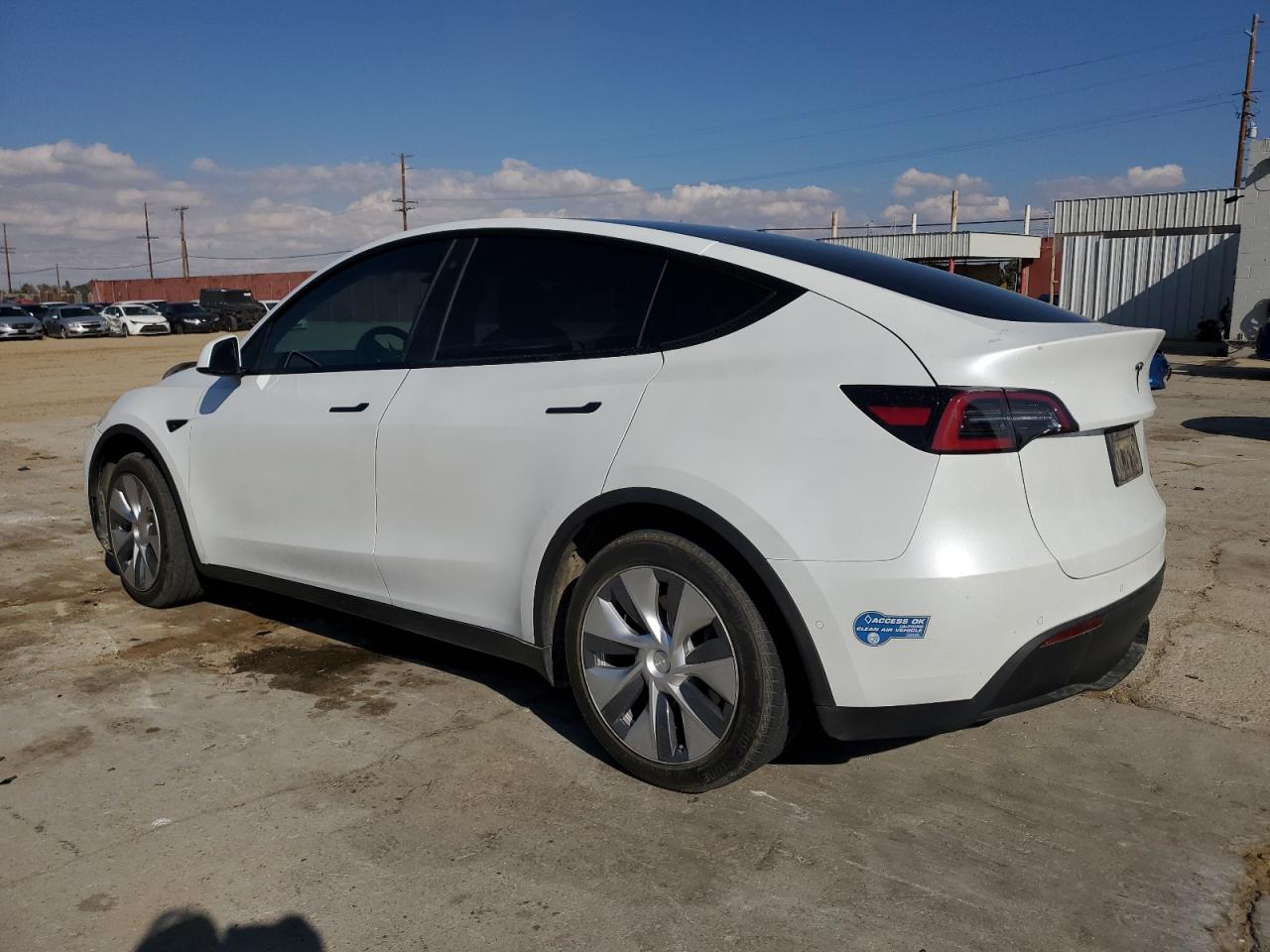 Изображение 2 2020 TESLA MODEL Y  2020 с VIN 5YJYGDEE9LF028315