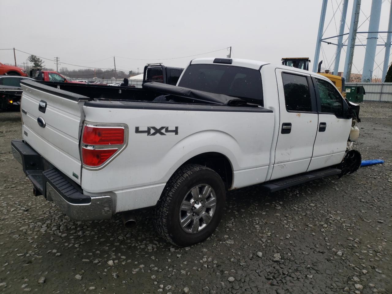 Image 3 of 2010 FORD F150 SUPERCREW 2010 with VIN 1FTFW1EV8AFA43938