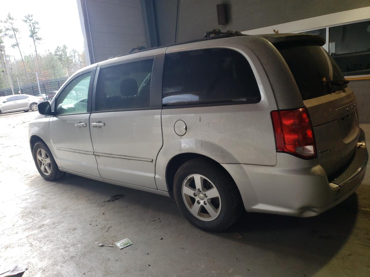 Изображение 2 2012 DODGE GRAND CARAVAN SXT 2012 с VIN 2C4RDGCG3CR342274