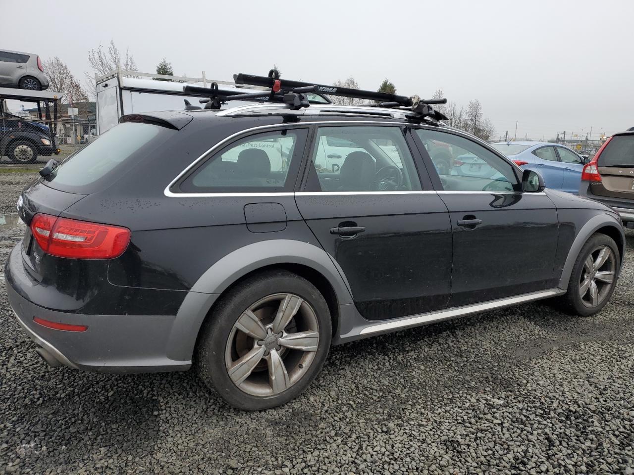 Image 3 of 2013 AUDI A4 ALLROAD PREMIUM PLUS 2013 with VIN WA1UFAFL3DA147012