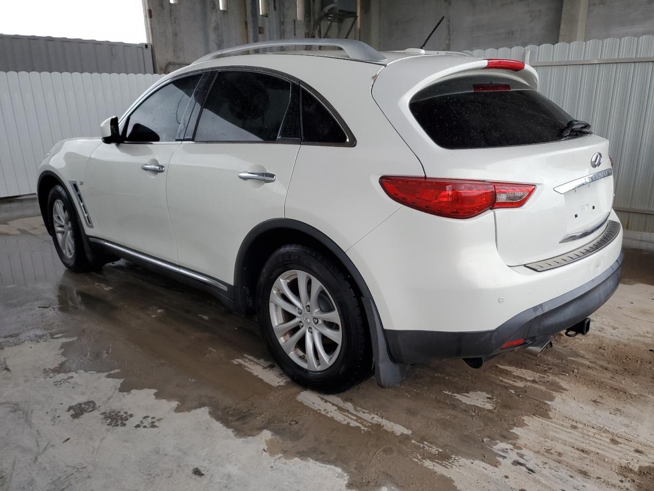 Obraz 2 z 2016 INFINITI QX70  2016 z VIN JN8CS1MU7GM130147