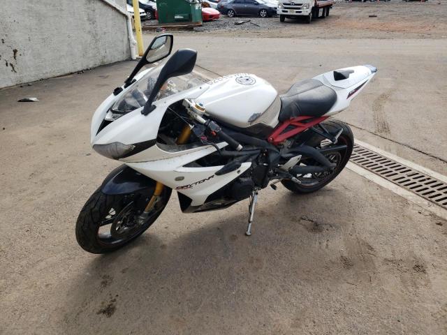 Image 2 of 2017 TRIUMPH MOTORCYCLE DAYTONA 675R ABS 2017 with VIN SMTA02YK4HJ786012