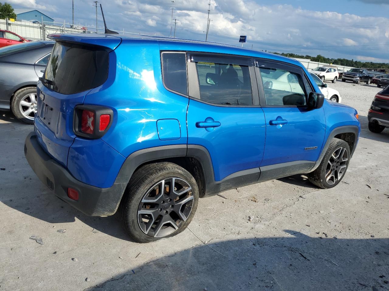 Image 3 of 2020 JEEP RENEGADE SPORT 2020 with VIN ZACNJBAB5LPL77255