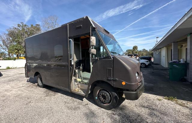 Image 1 of 2010 WORKHORSE CUSTOM CHASSIS COMMERCIAL CHASSIS W42 2010 with VIN 5B4KPD278A3439880