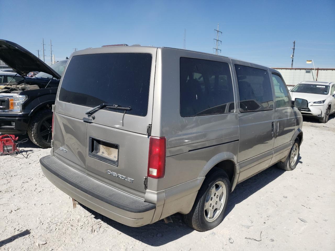 Image 3 of 2005 CHEVROLET ASTRO  2005 with VIN 1GNDM19X75B100336