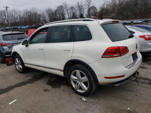Image 2 of 2011 VOLKSWAGEN TOUAREG V6 TDI 2011 with VIN WVGFK9BP1BD003631