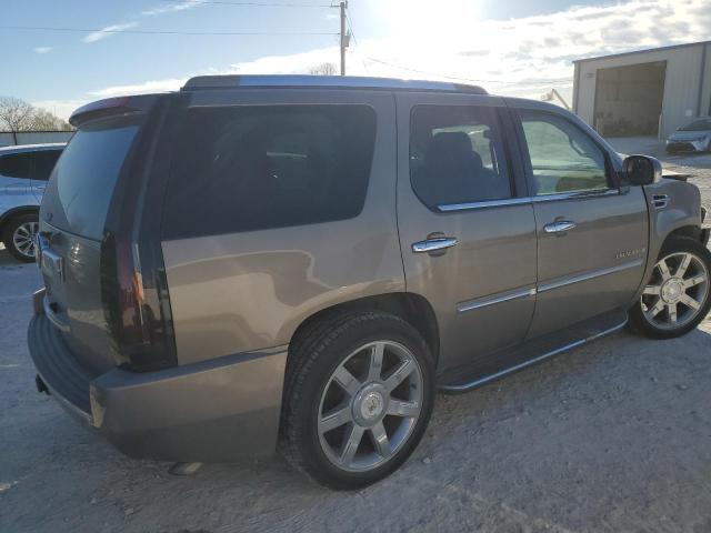 Image 3 of 2007 CADILLAC ESCALADE LUXURY 2007 with VIN 1GYFK638X7R206242
